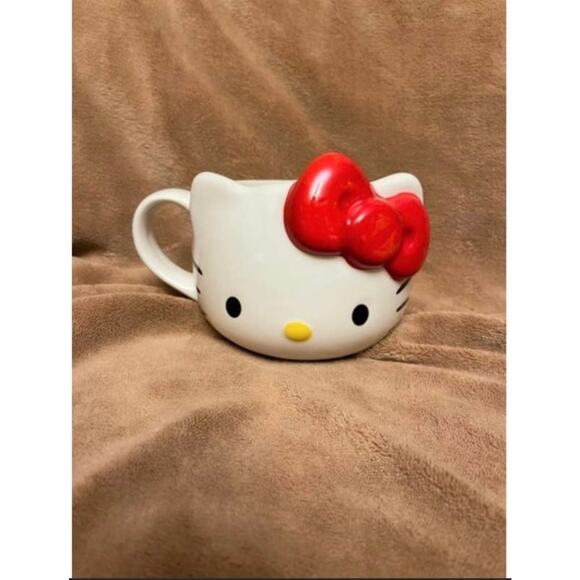 Hello Kitty Face Large 22oz 3D Sculpted Coffee Mug - Picture 1 of 2